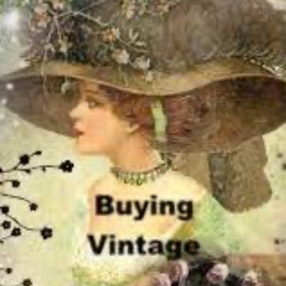 STOP / READ / YOU ARE BIDDING ON VINTAGE JEWELRY - Picture 4 of 4